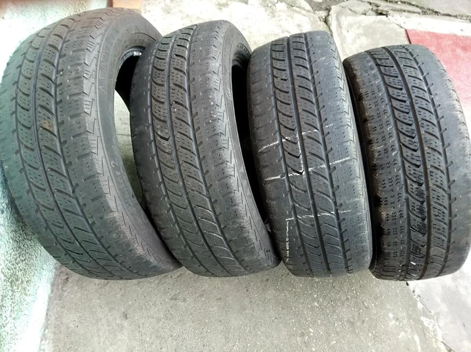 cauciucur 2 bucati 195/60/16 c m/s