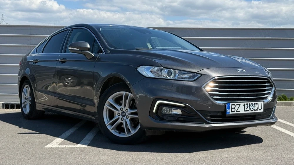 Ford Mondeo 2.0 TDCI Titanium automata 8+1 Facelift 