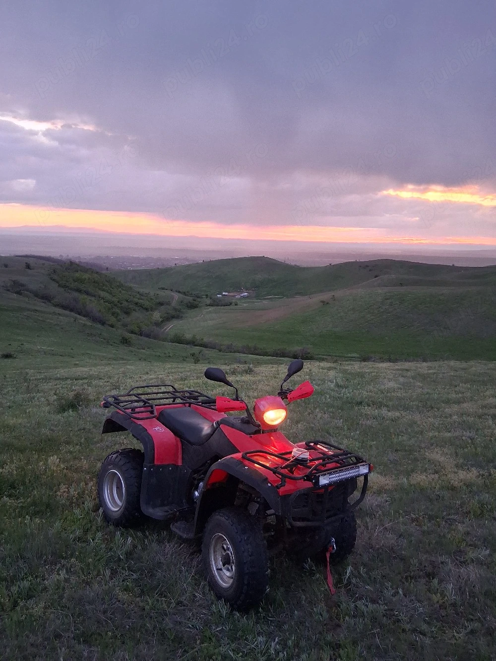 Vând atv bashan 300cc