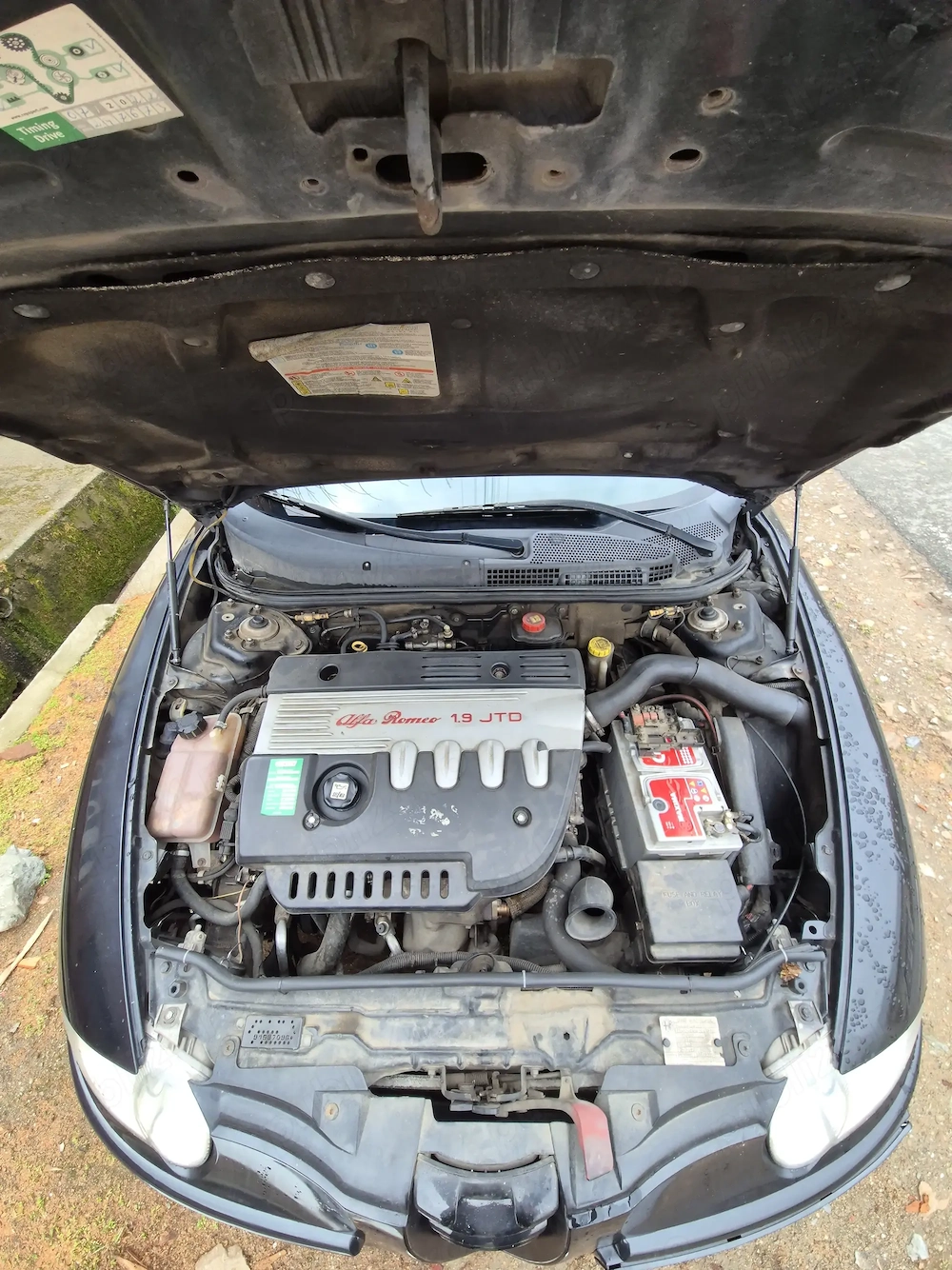 Vând sau schimb alfa romeo 147 