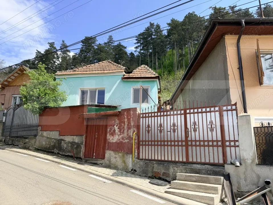 Casa de locuit,gata de mutare,teren 318 mp,Cugir