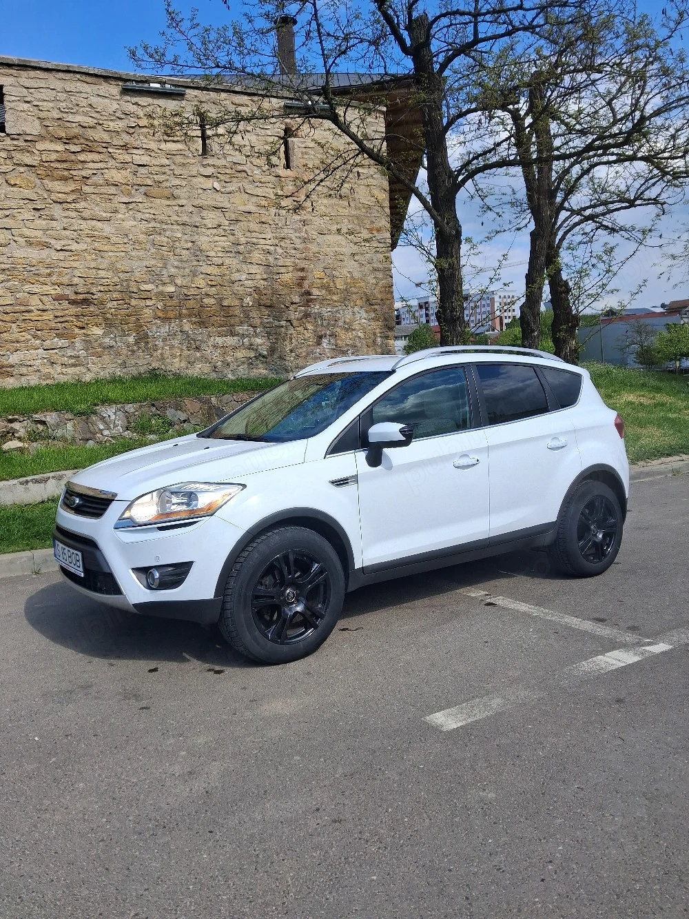 Ford cuka An 2012 dizel 2l 4 4