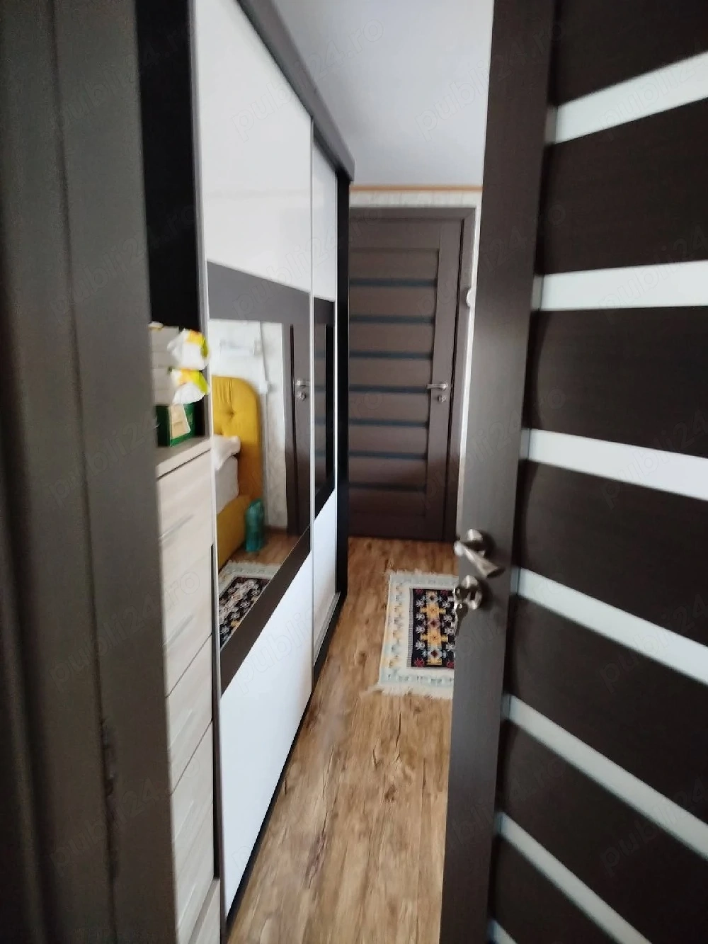 vand casa din caramida