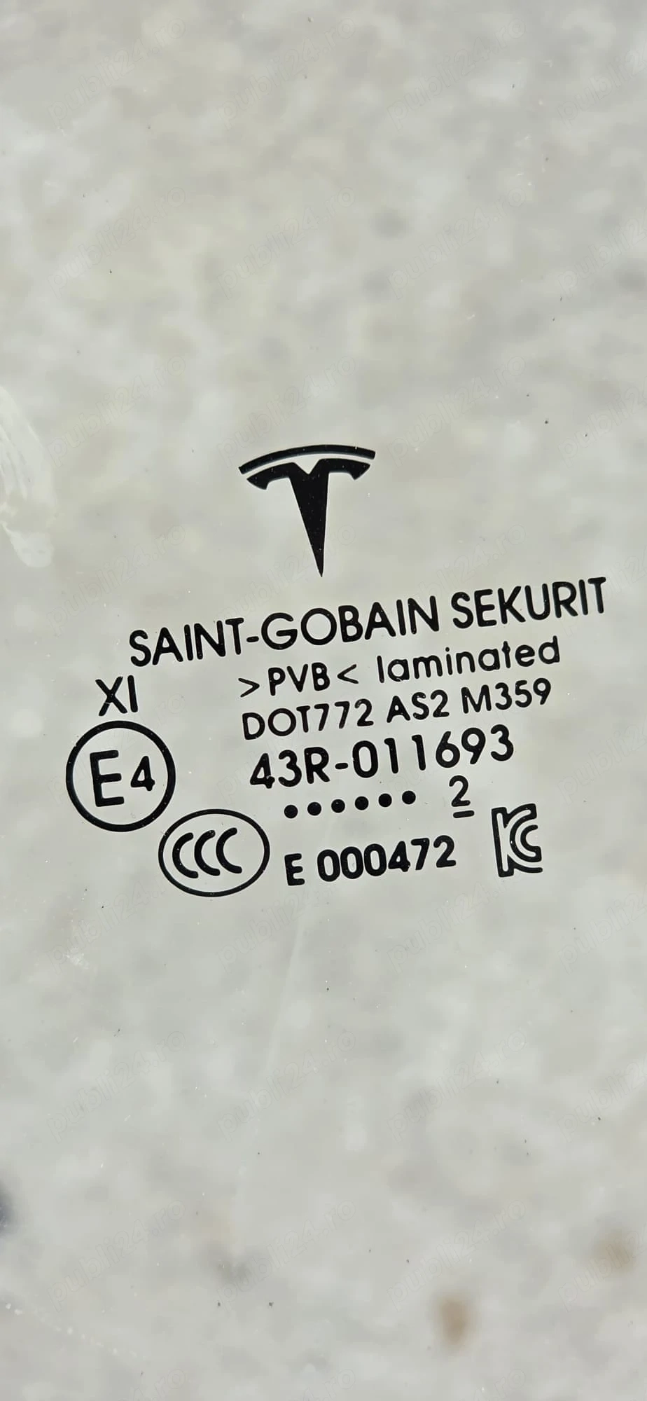 Geam dublu portiera sofer tesla model 3  