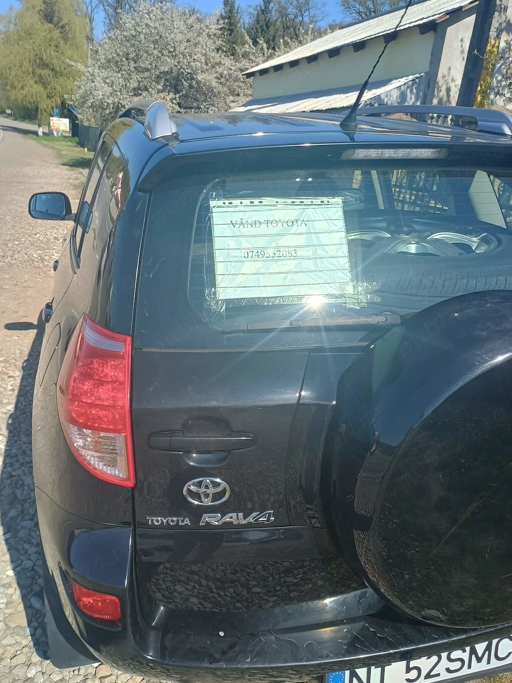 Vand Toyota Rav 4.