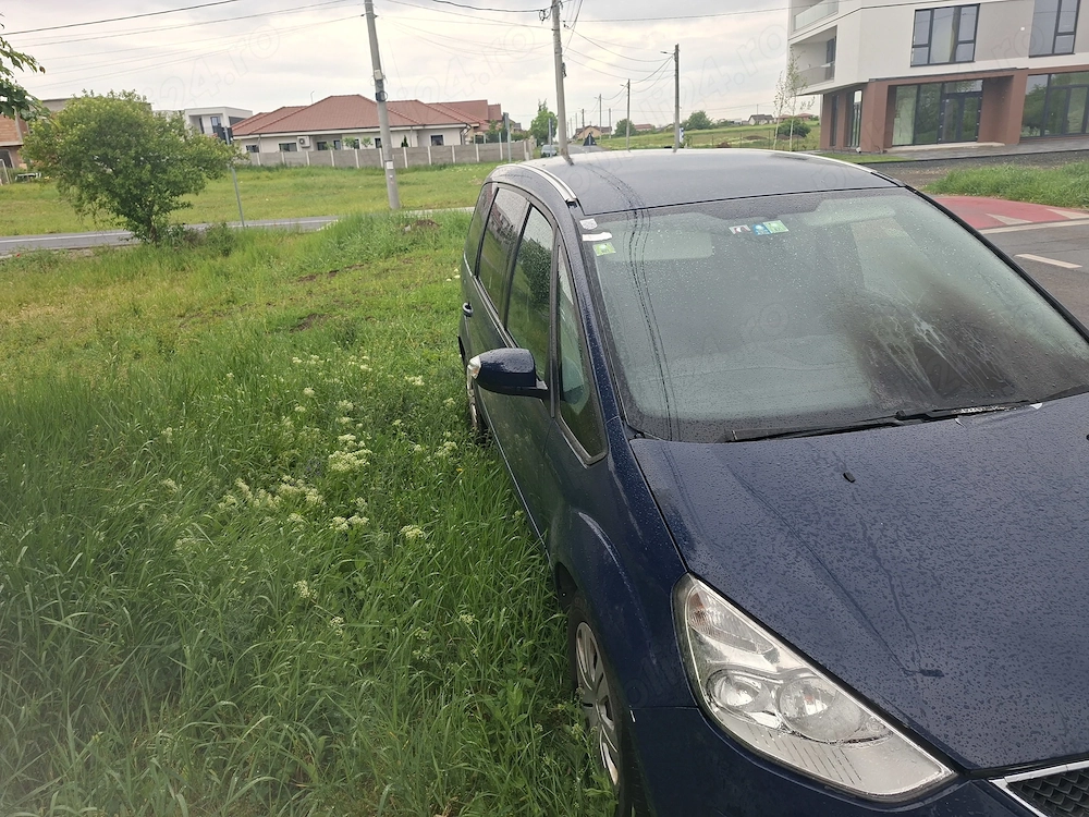 Vând Ford Galaxy 2009, motor 2.0 TDCi   2000 cmc, pentru dezmembrări. 
