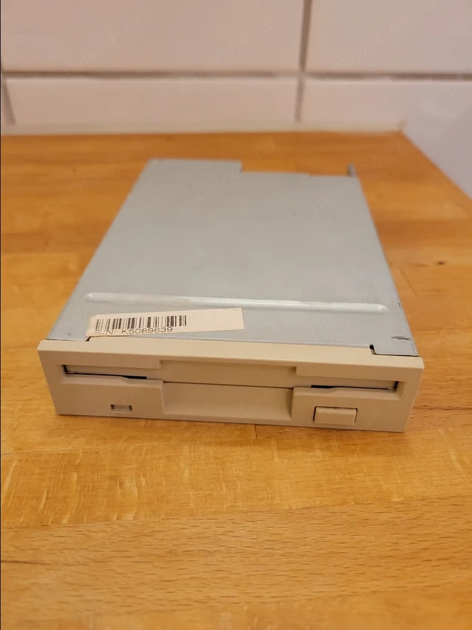 Floppy intern