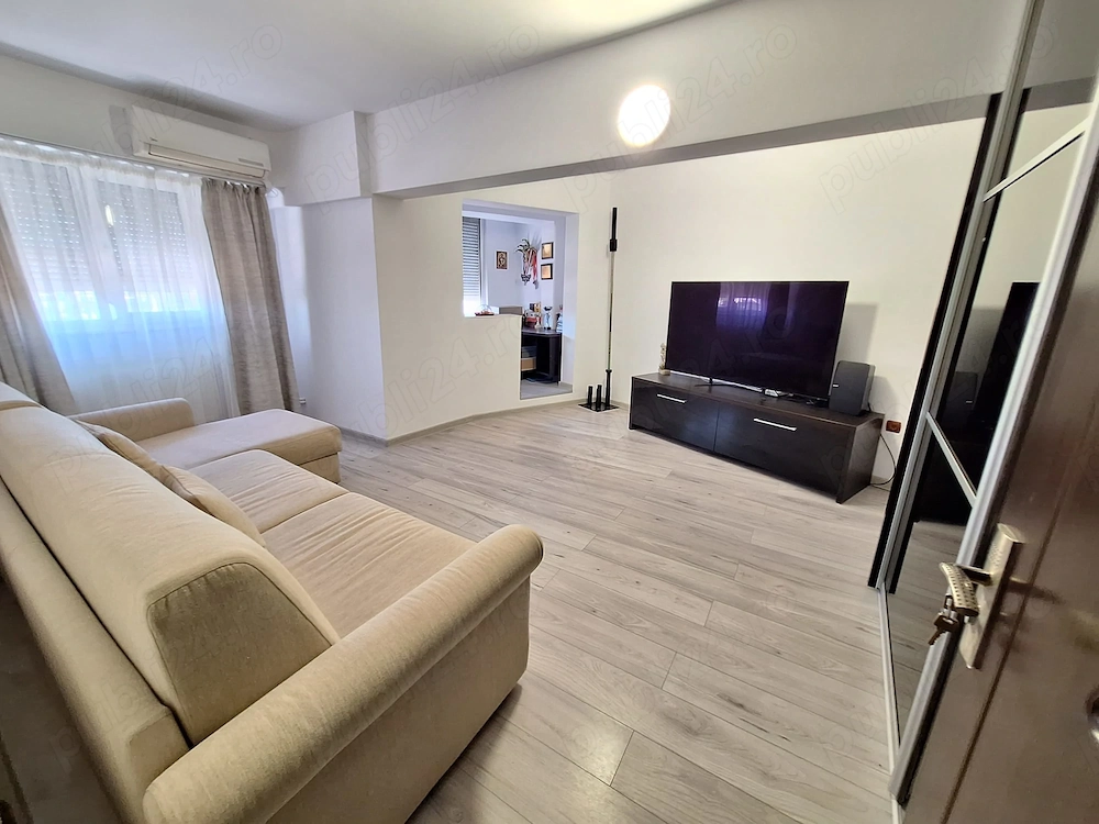 Vanzare apartament 1 camera - Micro 14