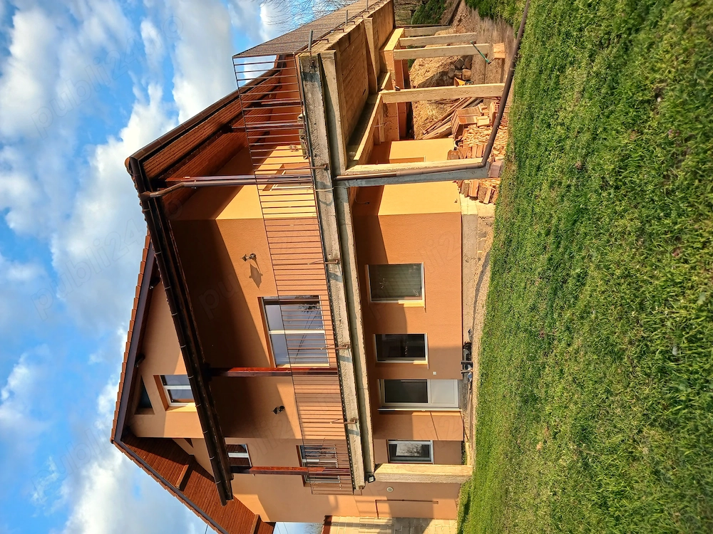 Vila de vanzare in Oarda de Sus pentru iubitori de natura si liniste