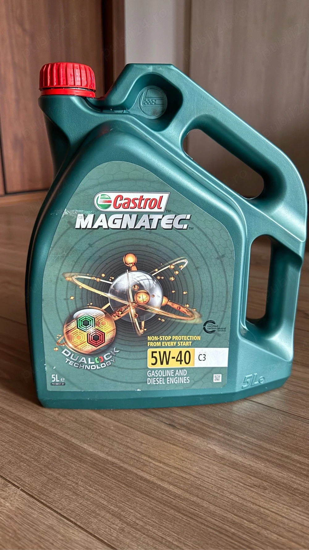 Donez aprox 1L ulei de motor Castrol 5W-40
