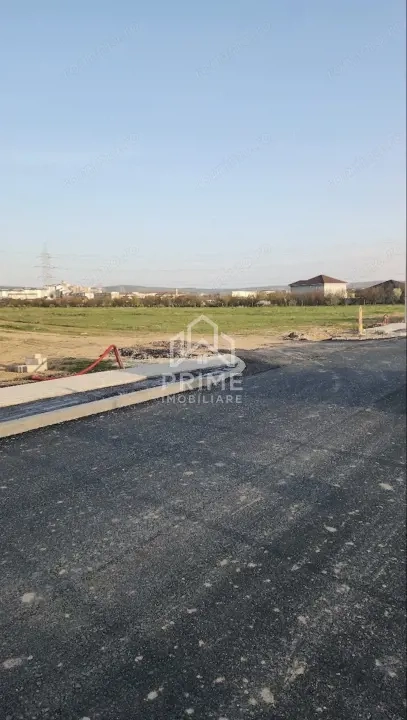 Teren intravilan | 449 MP | AMPOI III | TOATE UTILITĂȚILE |