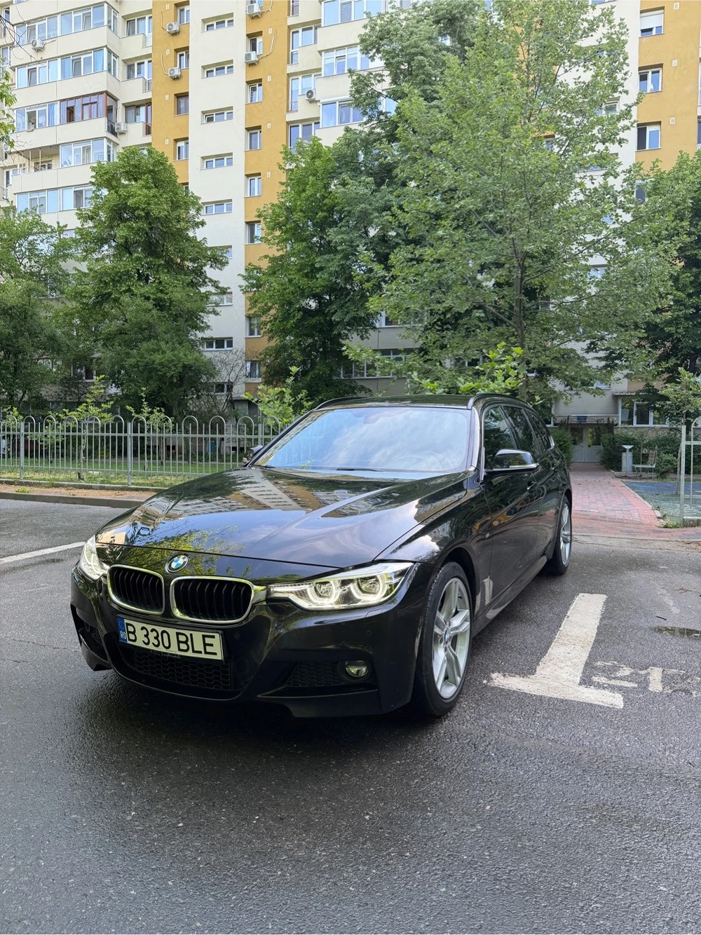 BMW 320i x-drive M Sport, 2019