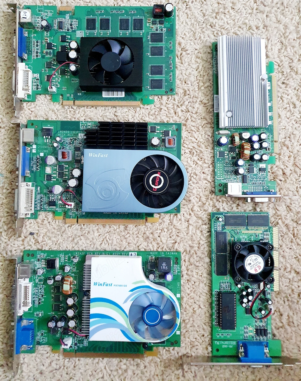 placa video Geforce 6200 pci express , montata pe un PC intel 775 core