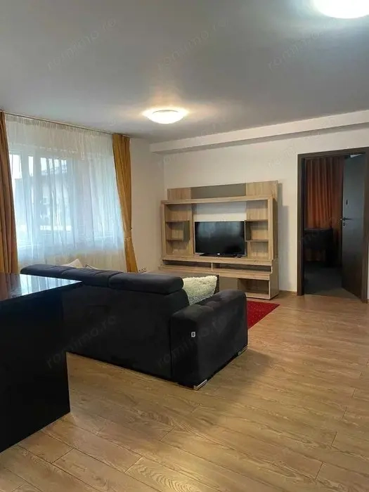 7 Noiembrie - Vanzare apartament 5 camere - Aleea Tamplarilor