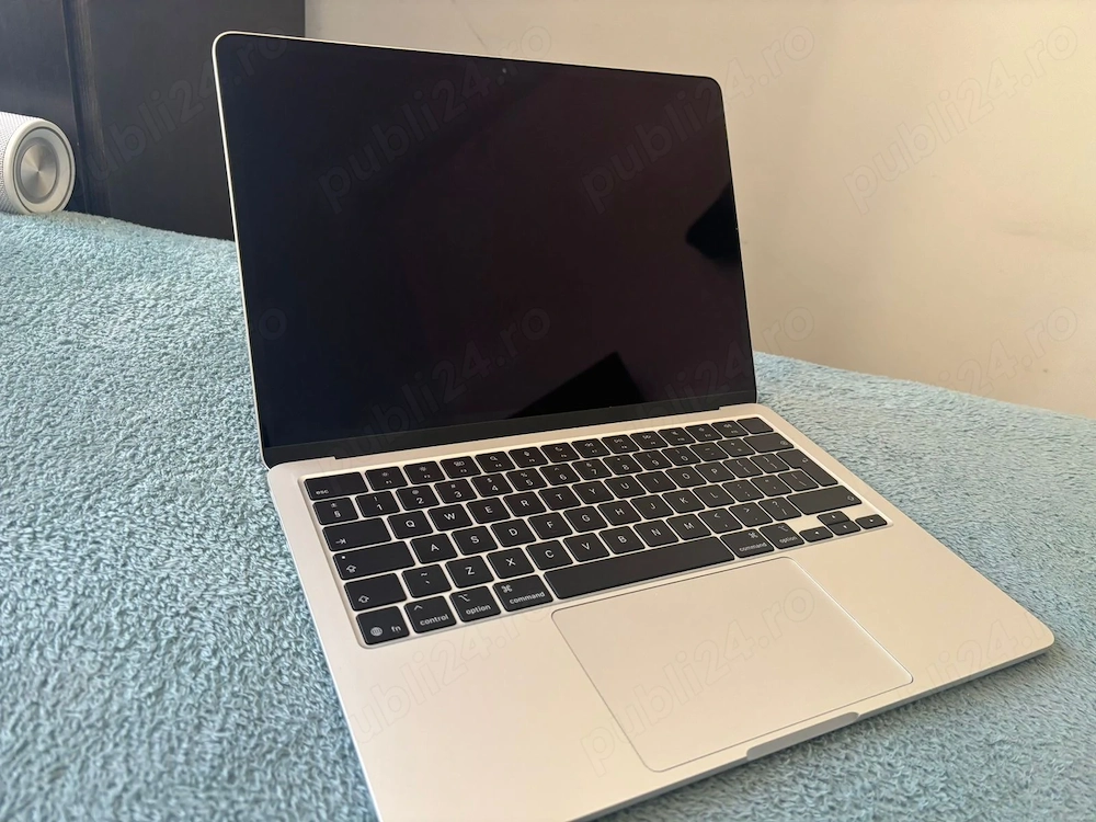 MacBook M4 Like New. 