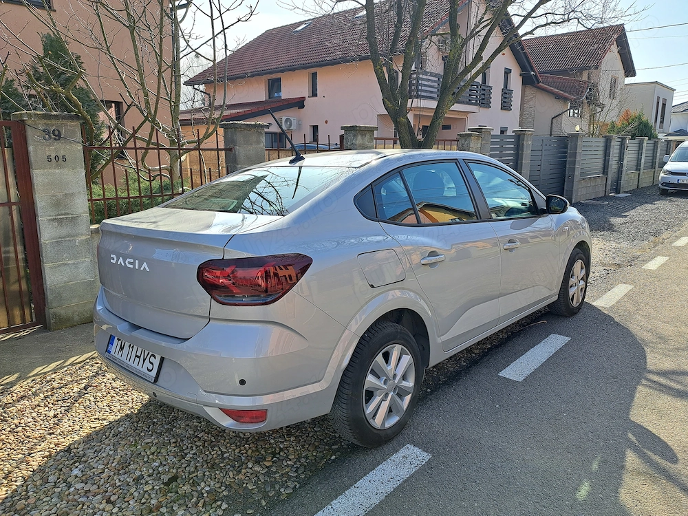 Vand Dacia Logan TCe 90 MT5 Expression- prima inmatriculare 2024 ,masina ca si noua, prim proprietar