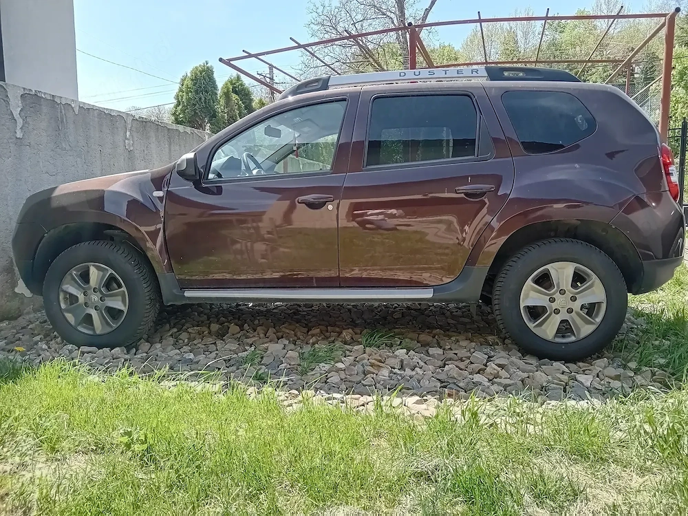 Dacia Duster LAUREATE 1,6 Benzină 114 CP 4X4 E6