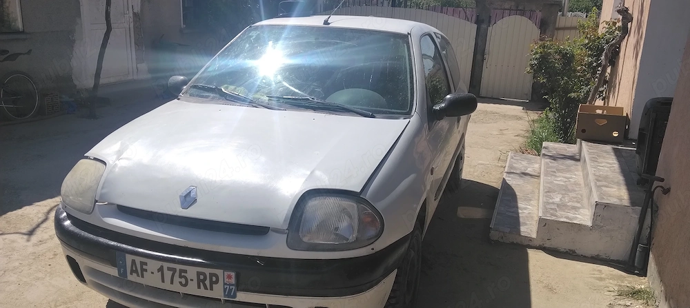 vand Renault Clio 19 diesel cu acte valabile 