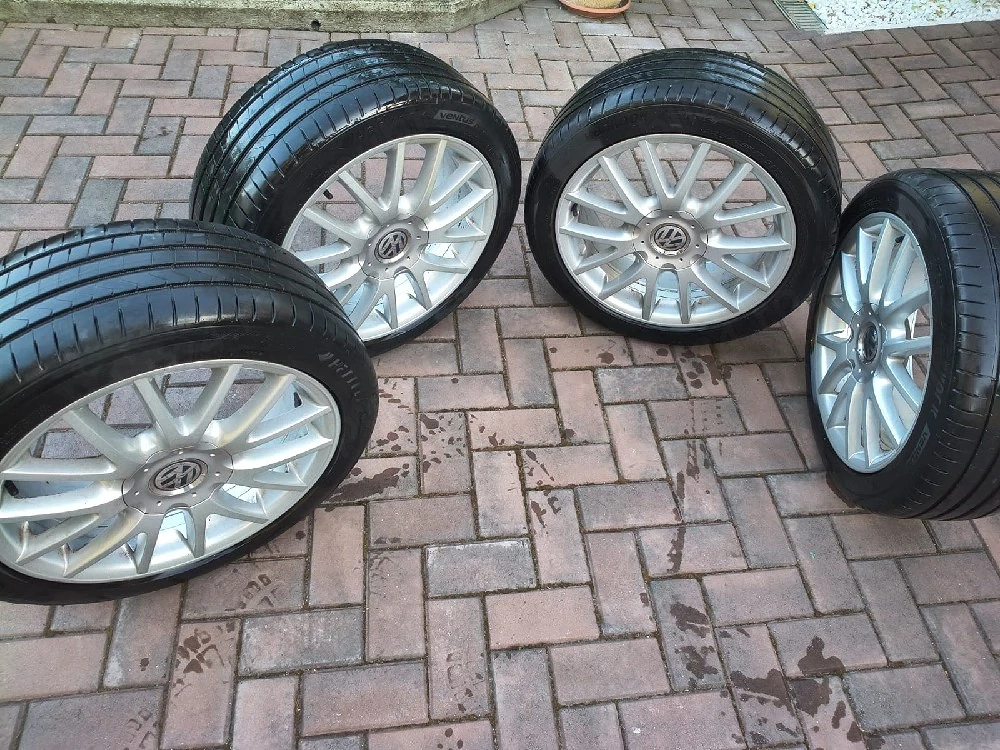 vand jante 17" cu anvelope hankook 