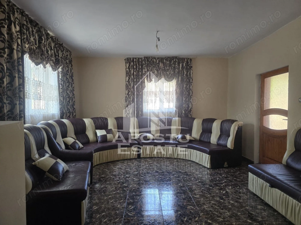Casa de vanzare, zero comision de la cumparator, in Curtici.