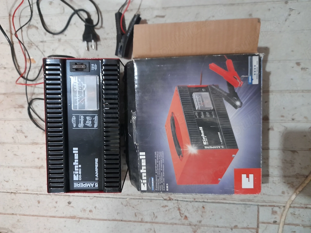Redresor baterii auto