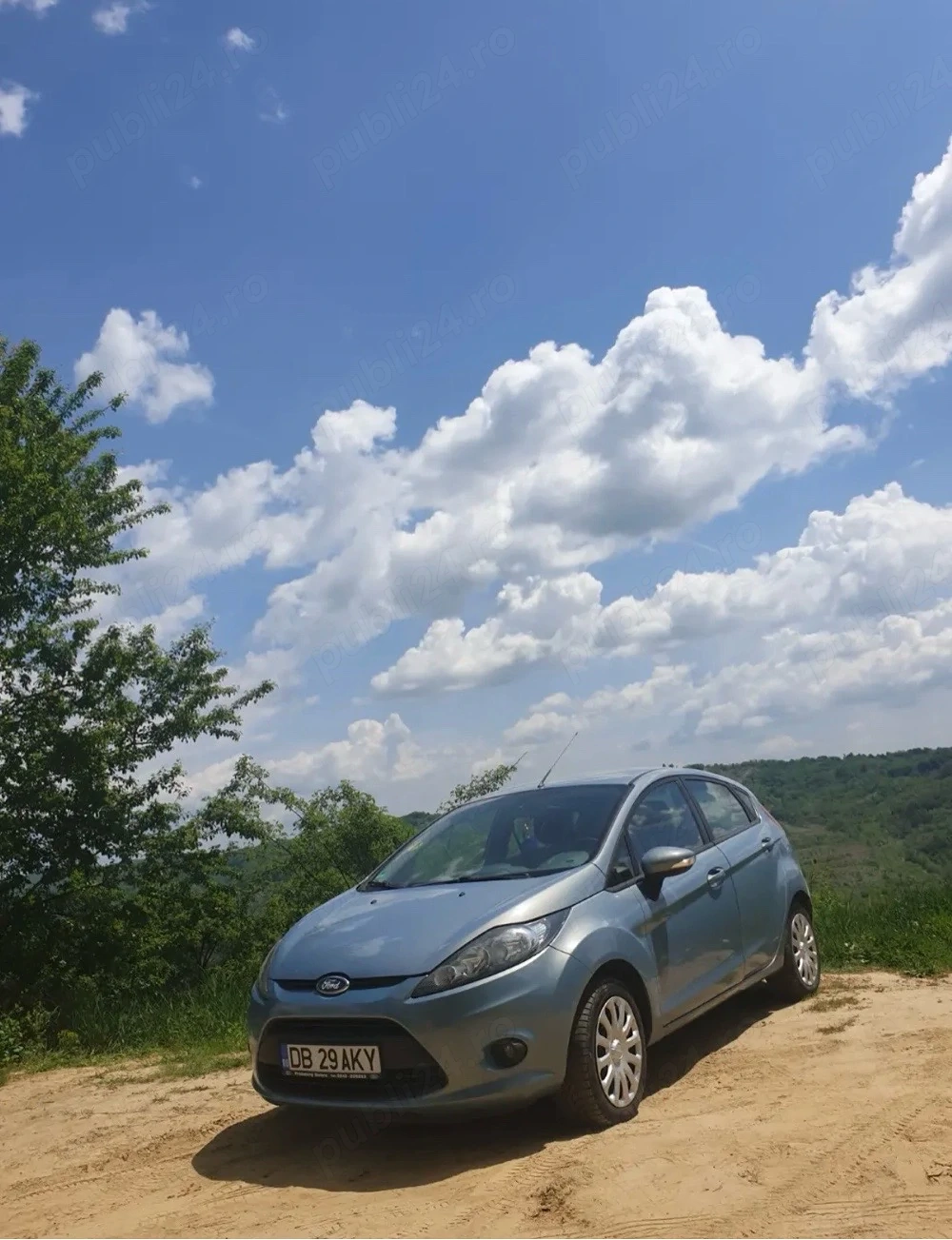 Se vinde Ford Fiesta 2010