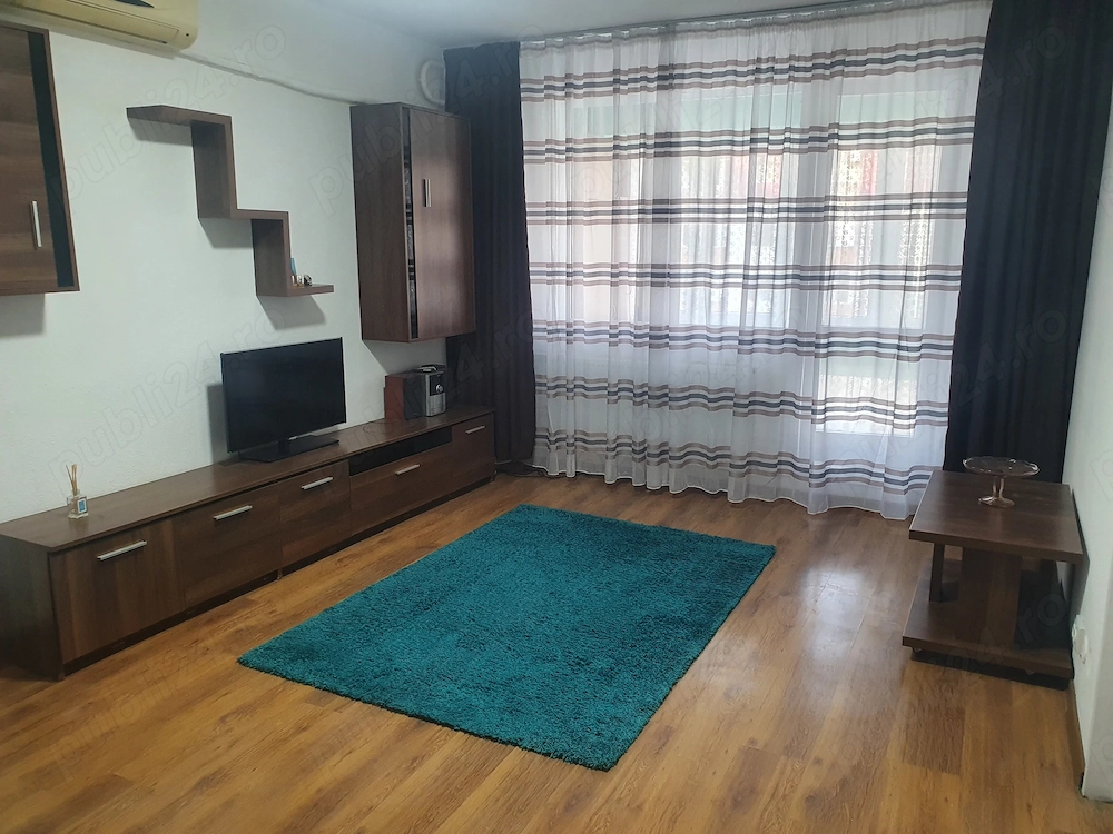 Titan 2 camere proprietar