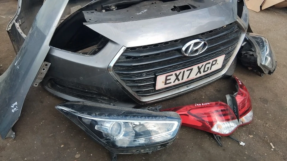 Bara fata Hyundai I40 an 2017 