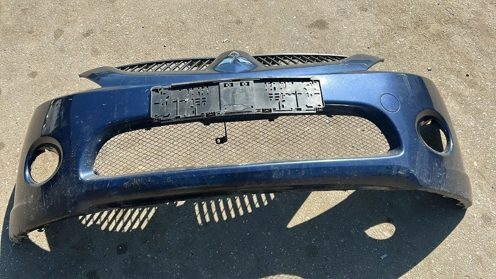 Bara fata Mitsubishi Grandis an 2008