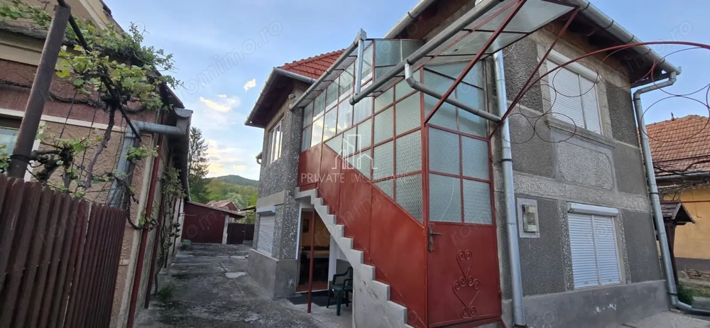 Casa de vanzare, Hetiur, nr. 303, Mures