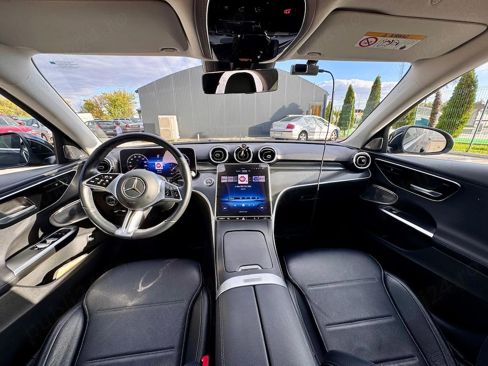 C 200 EQ Boost 9G-TRONIC battery-assisted hybrid vehicle