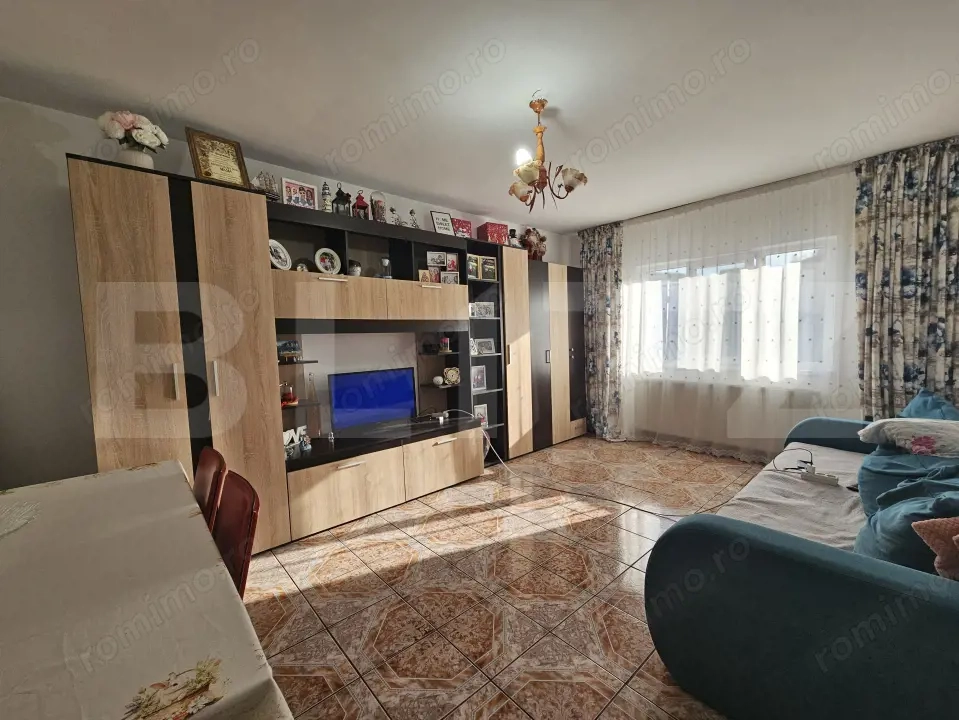 Apartament 3 camere, etaj intermediar, 68 mp, zona Tomesti