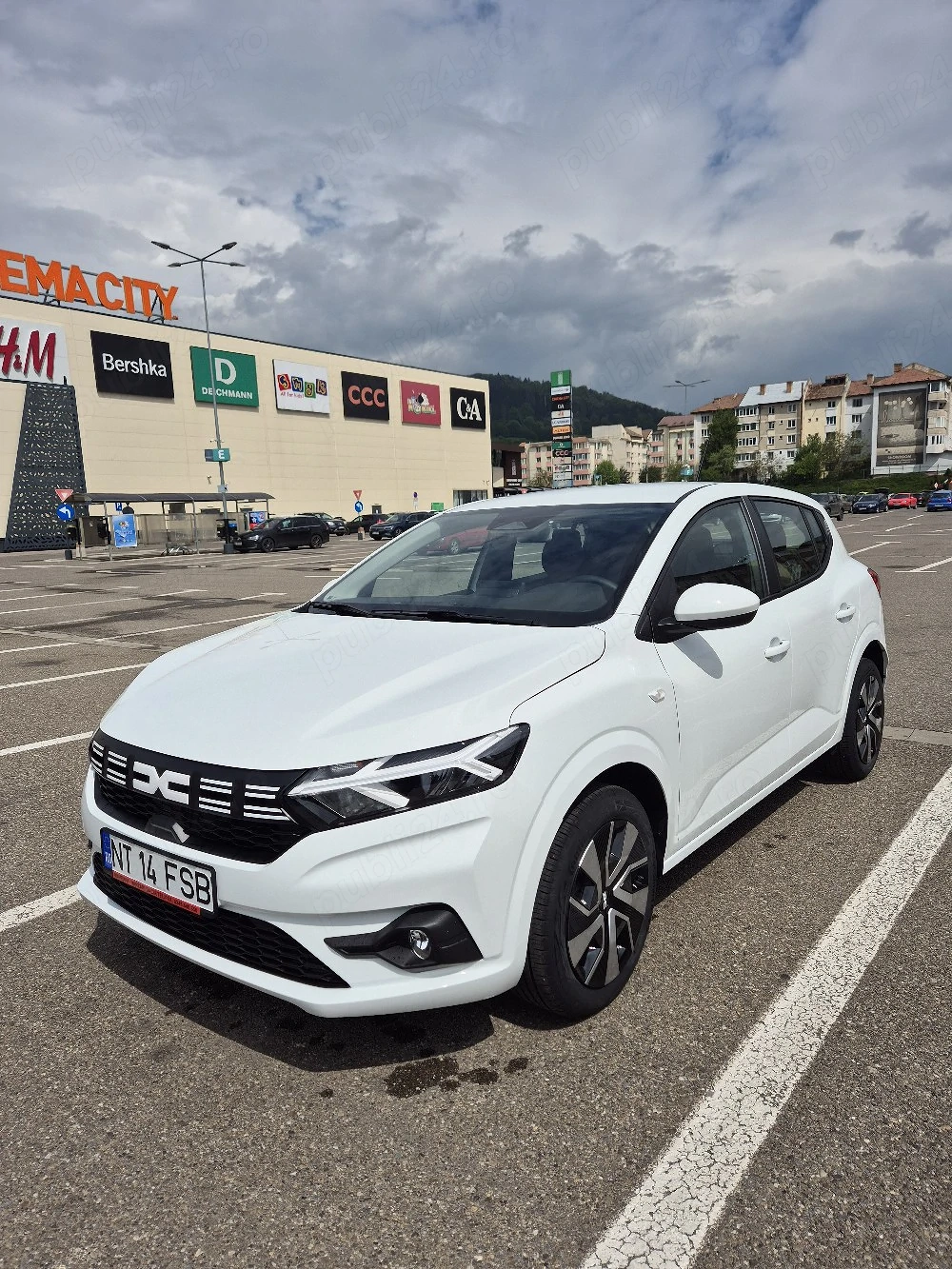     Dacia Sandero Nouă 2025   Stare Impecabilă, 0 Probleme    
