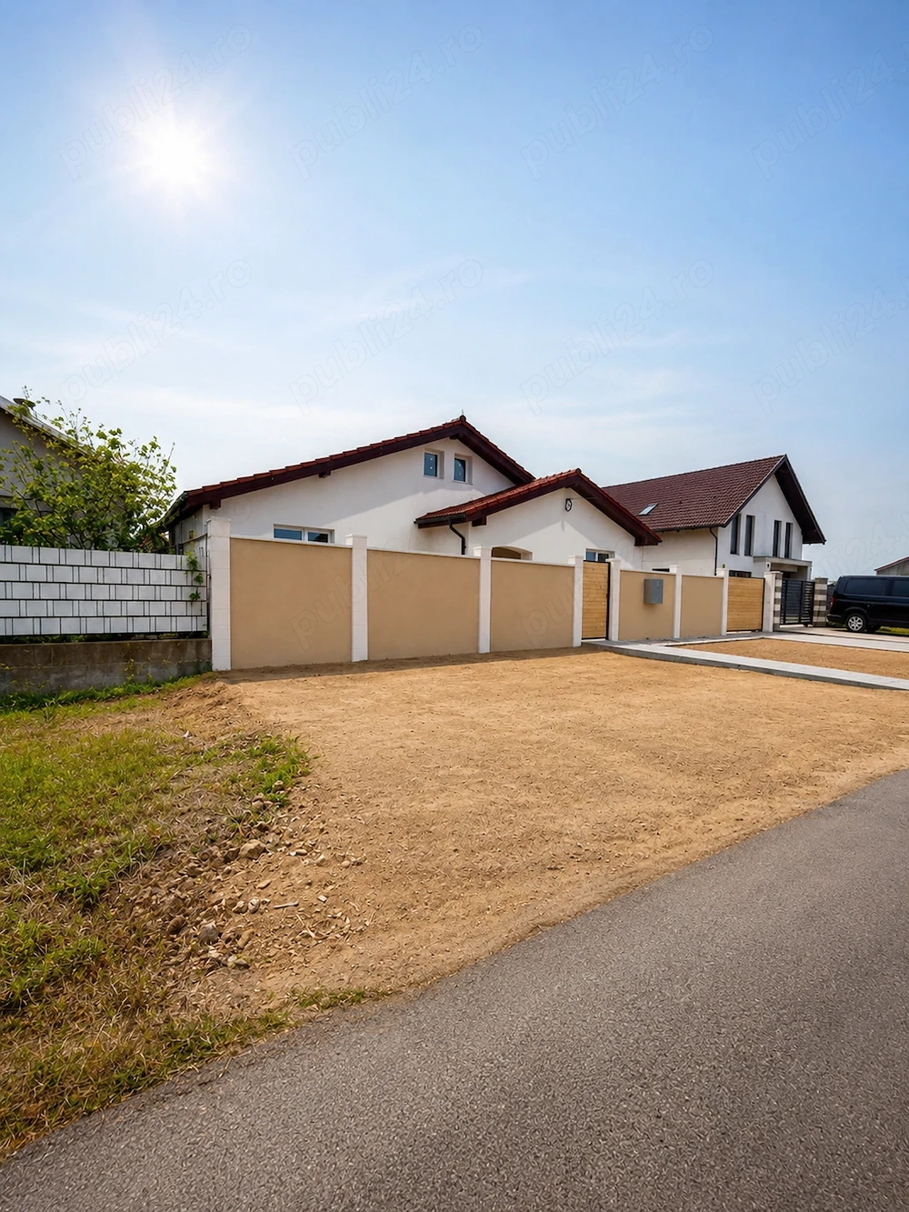Casă individuală 3 camere, garaj, 710mp teren