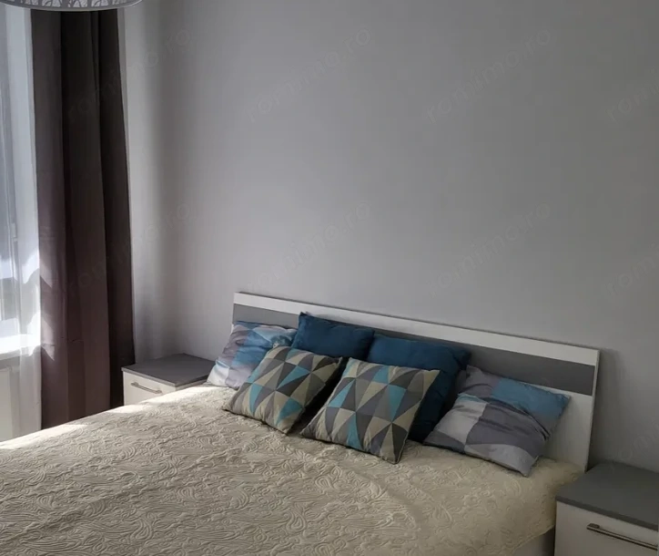 Inchiriez apartament 2 camere zona Vitan