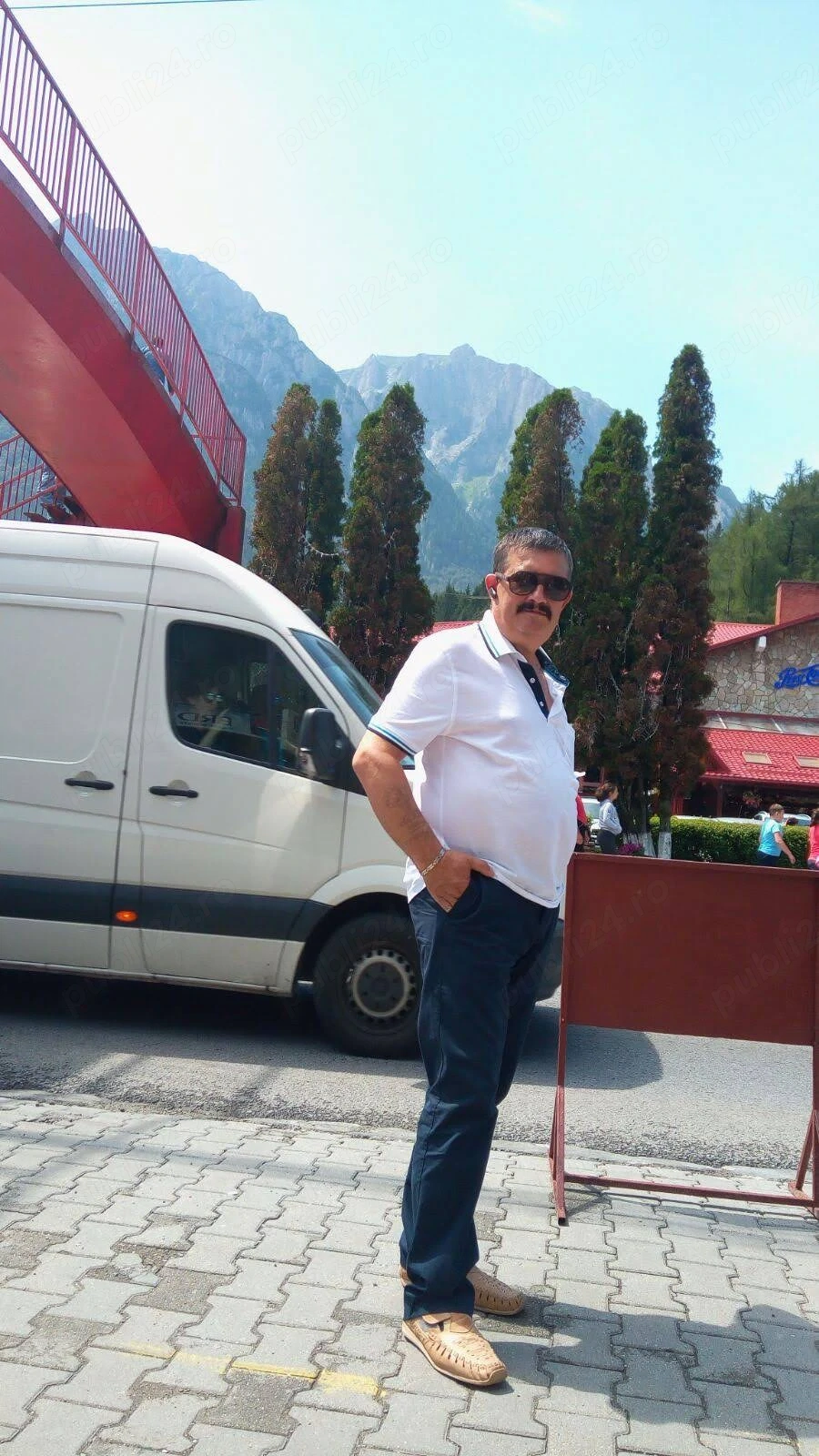 ofer servici sofer cat b pensionar