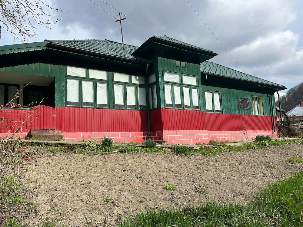 Casa de vanzare ! Pret avantajos! 