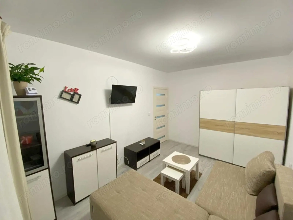 Apartament de vânzare, mobilat, utilat + parcare inclusă