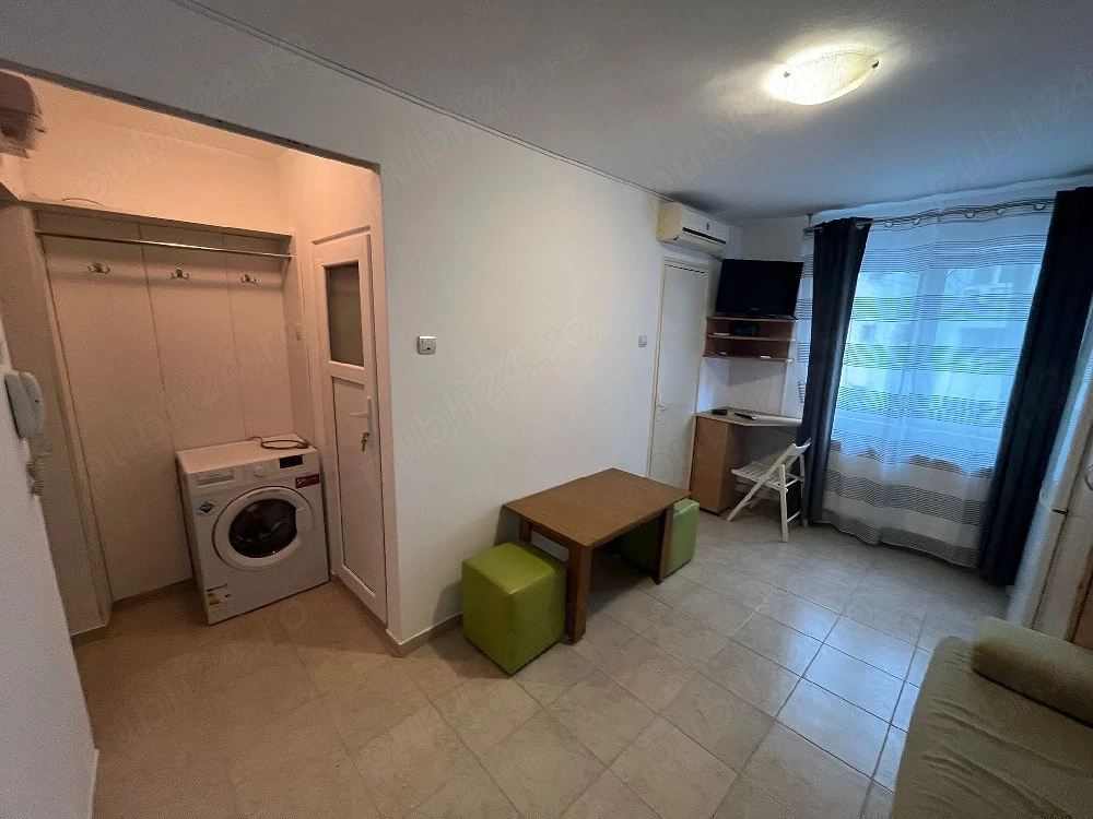 Inchiriez garsoniera zona centrala Piata Alba Iulia