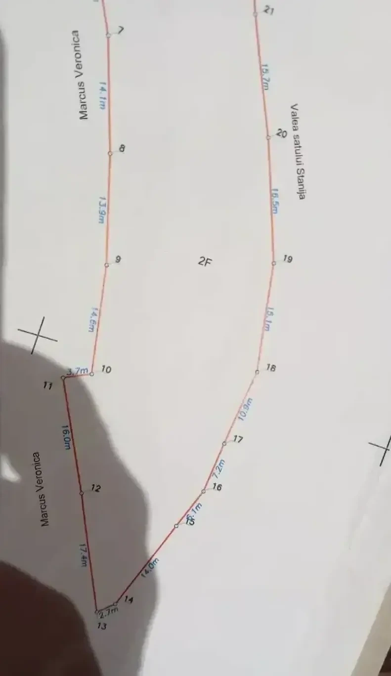 Vând Teren intravilan în Comuna Buceș ( Sat . Stănija ),Sup.1727 mp