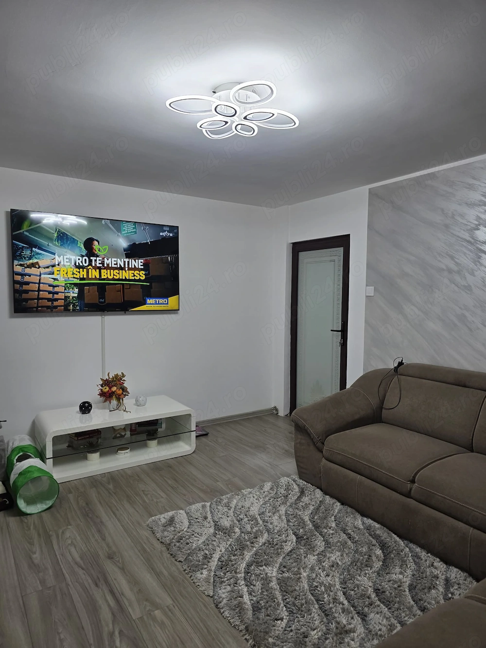 Apartament 1 camera,  Etajul 2 , Bl A10, Nicolae Oncescu,  mobilat complet  centrala, balcon închis 