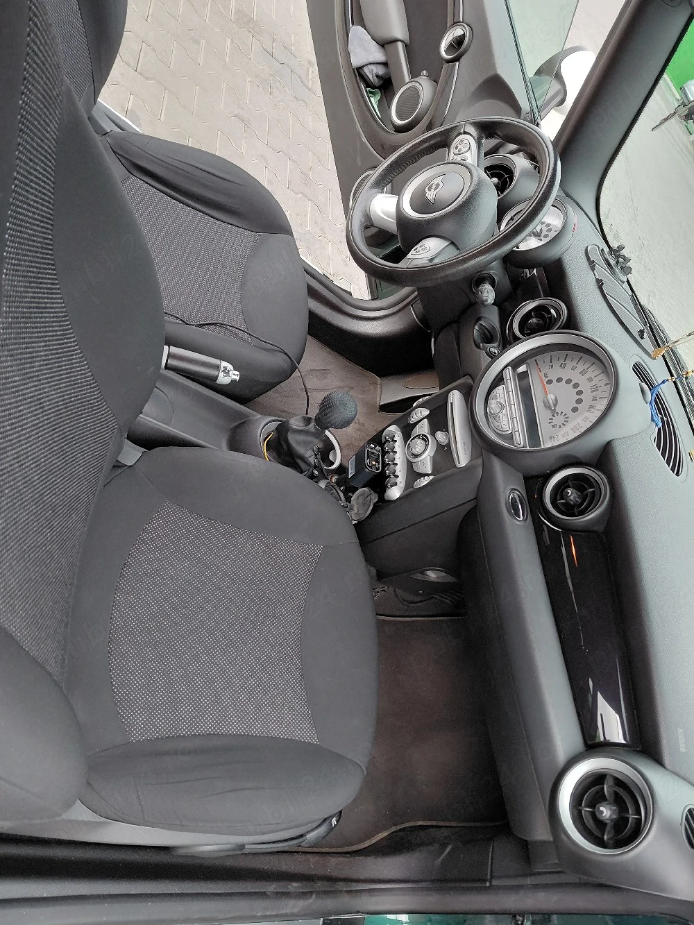 vand mini coper 2008 1.6 benzine 186000km reali