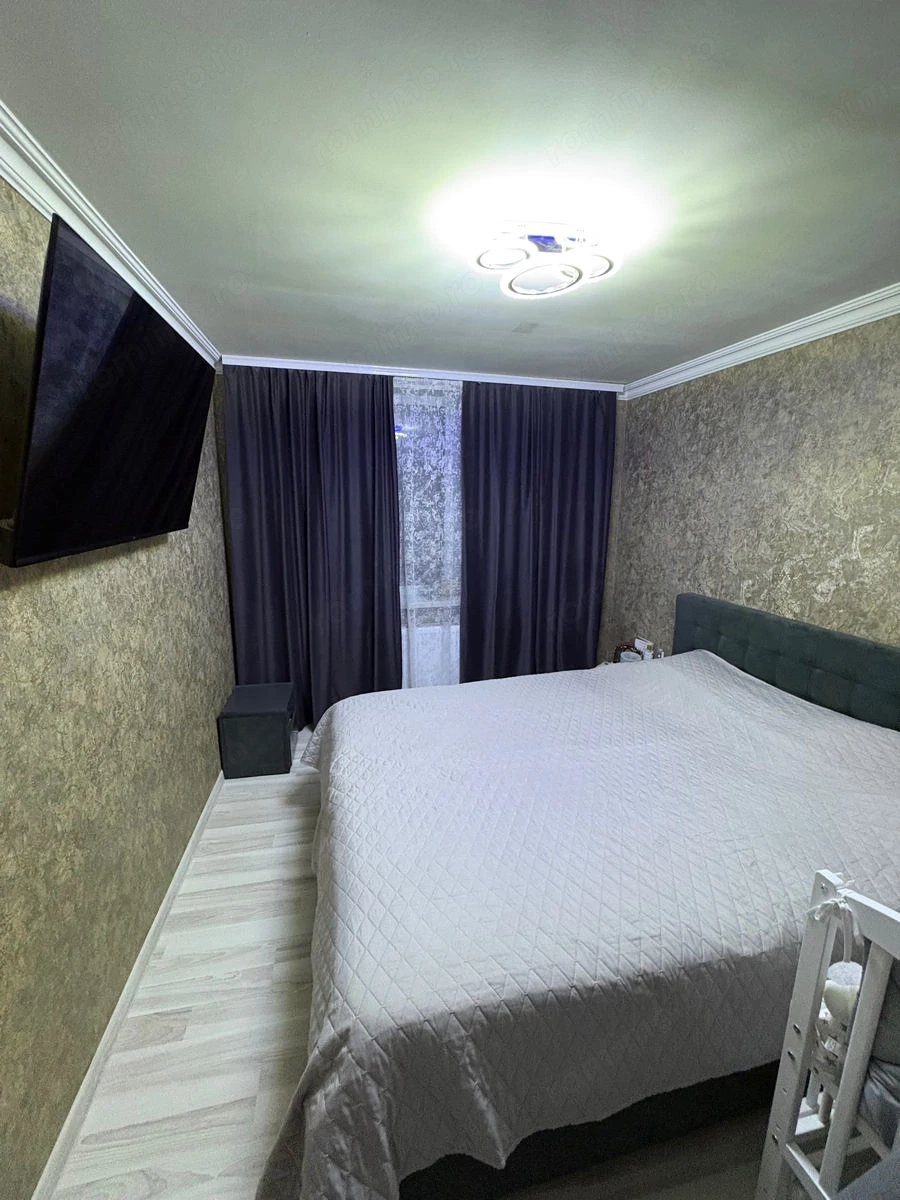 Apartament cu 2 camere de închiriat în zona Tei
