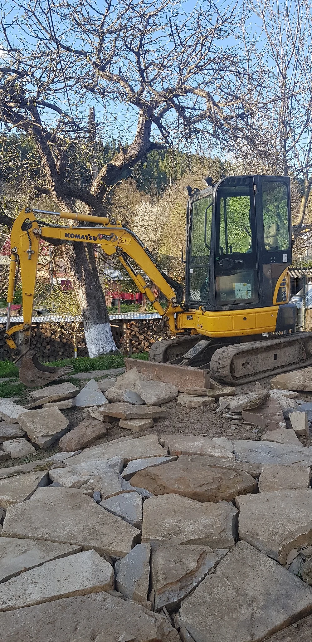 De vânzare miniexcavator komatsu26 an fabricatie 2019