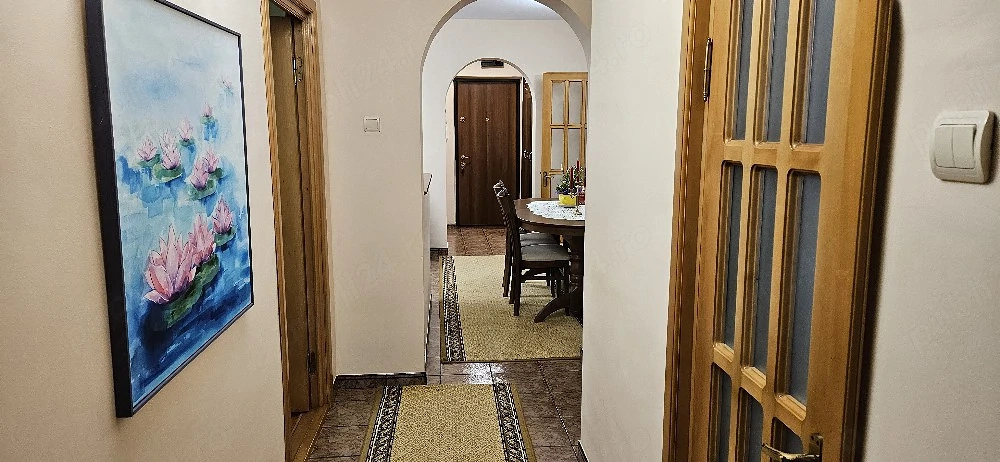 Vand apartament 4 camere