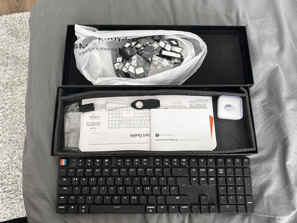 Vând tastatura Keychron K5 Max cu garanție