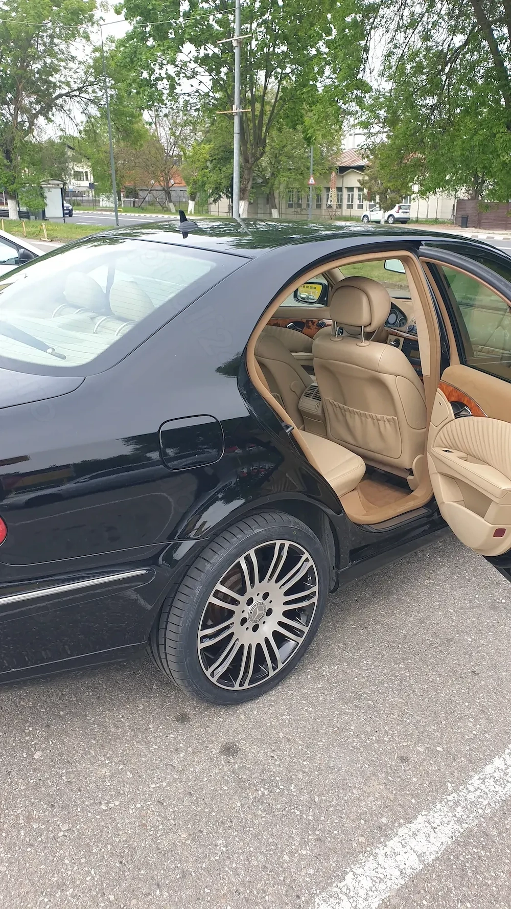 Mercedes E 220 Elegance 170cp