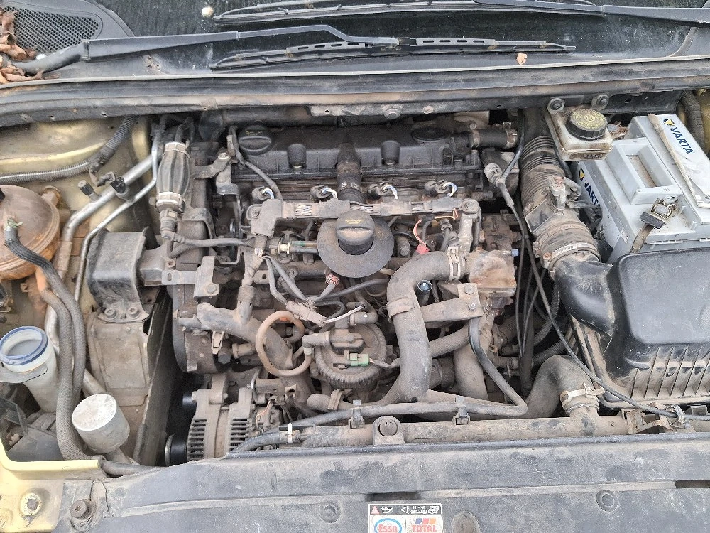 dezmembrez 307 2,0 Hdi
