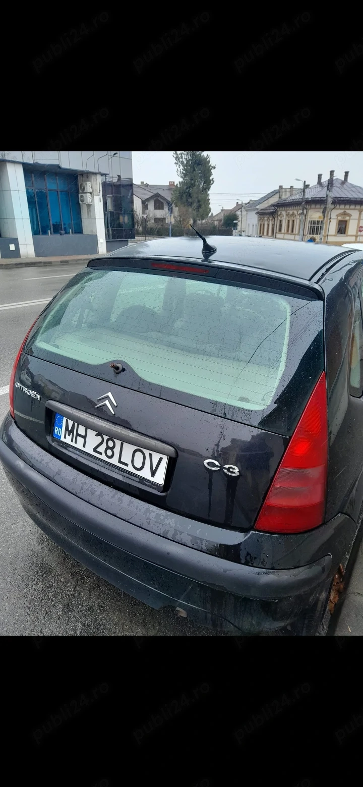 Vând Citroen C3 pentru piese