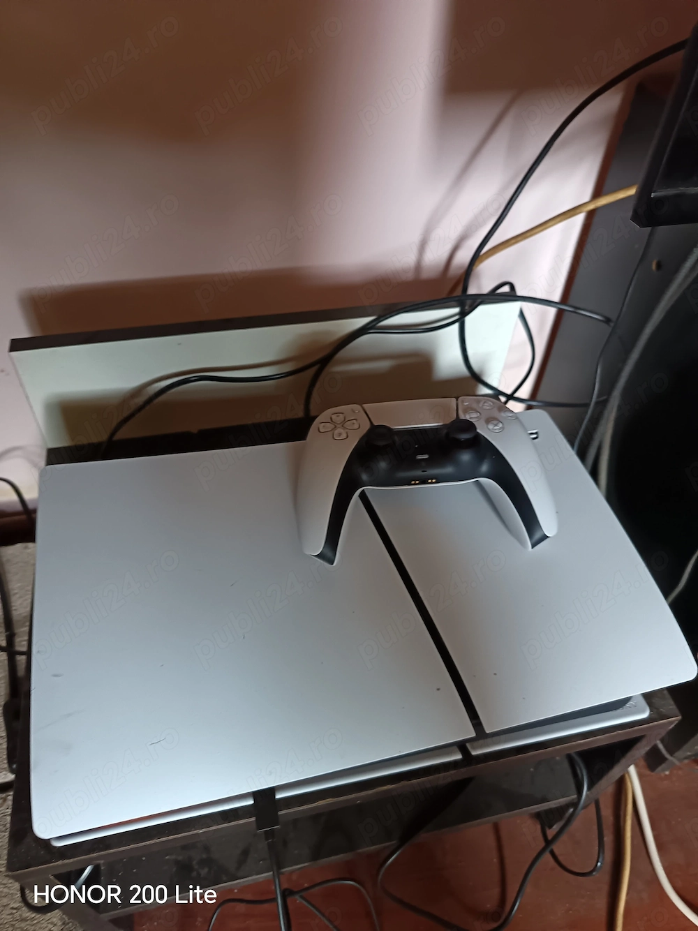 Consola PlayStation 5 slim digital edition (PS5) cu o capacitate de stocare de 825GB 